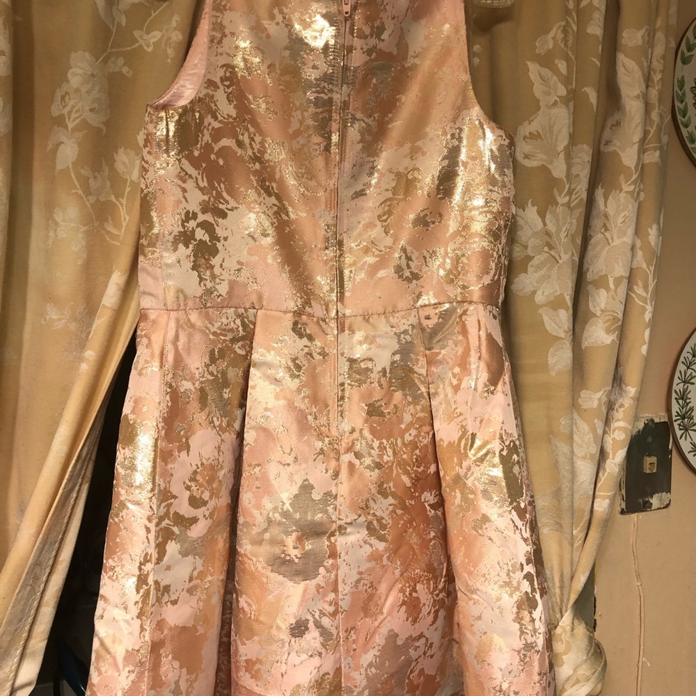 Girl dress gold and  pink
